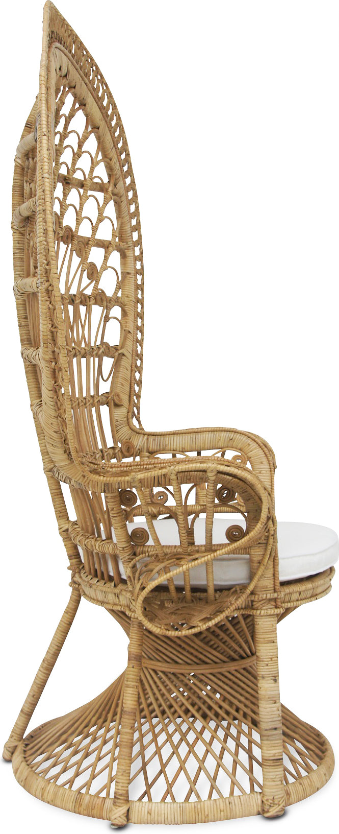 Påfågel fåtölj i rotting