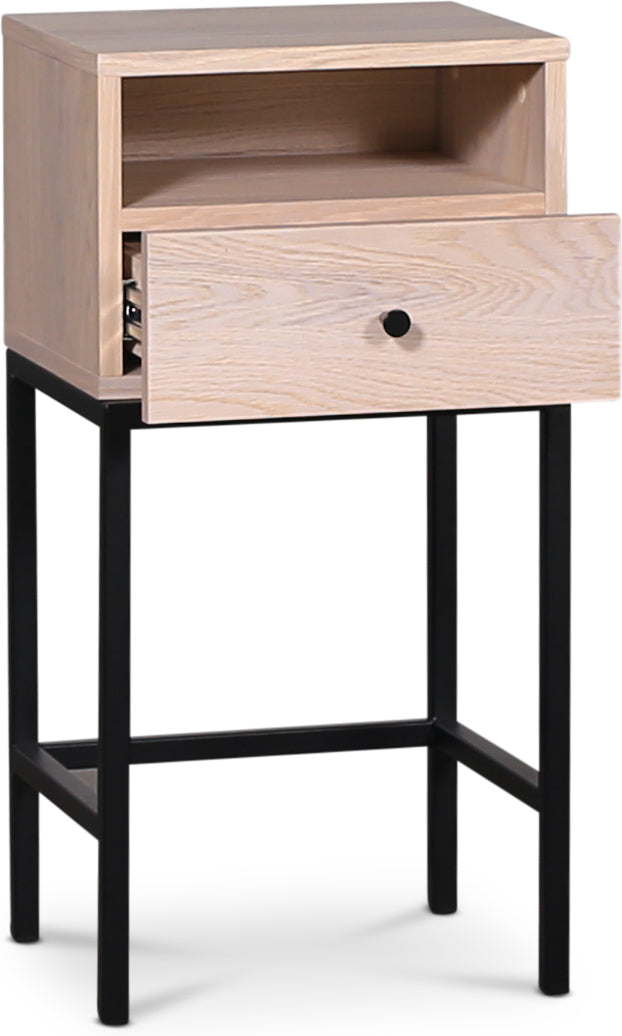 Stilo bedsidetable whiteoiled oak veneer body