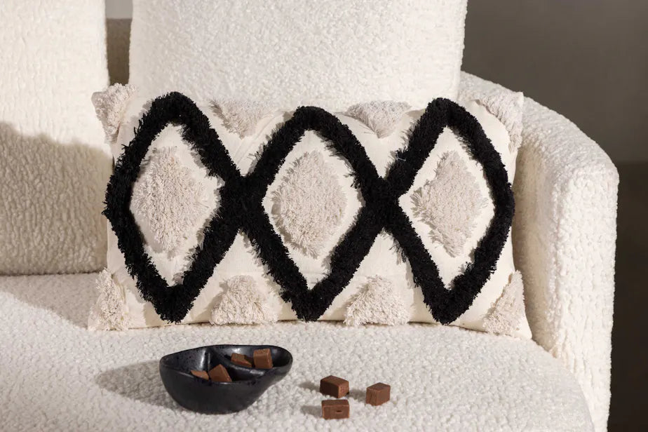 Emelie Cushion Cover Polycotton - BlackWhite // 30x50