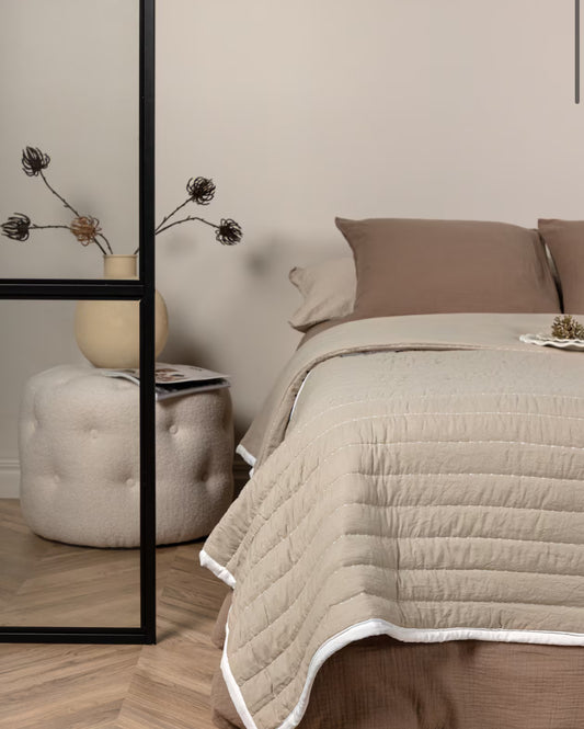 VENTURE HOME
JUNI ÖVERKAST beige