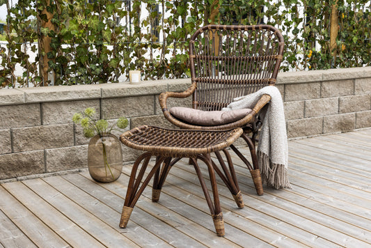 Ella Loungechair Rattan – Dark walnut / Beige