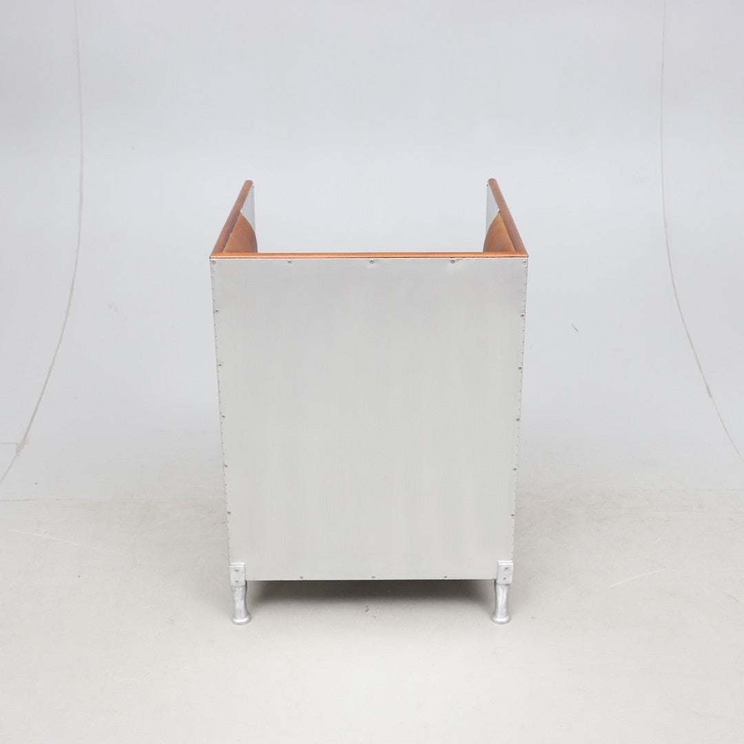 Decibel fåtölj metall Cognac läder