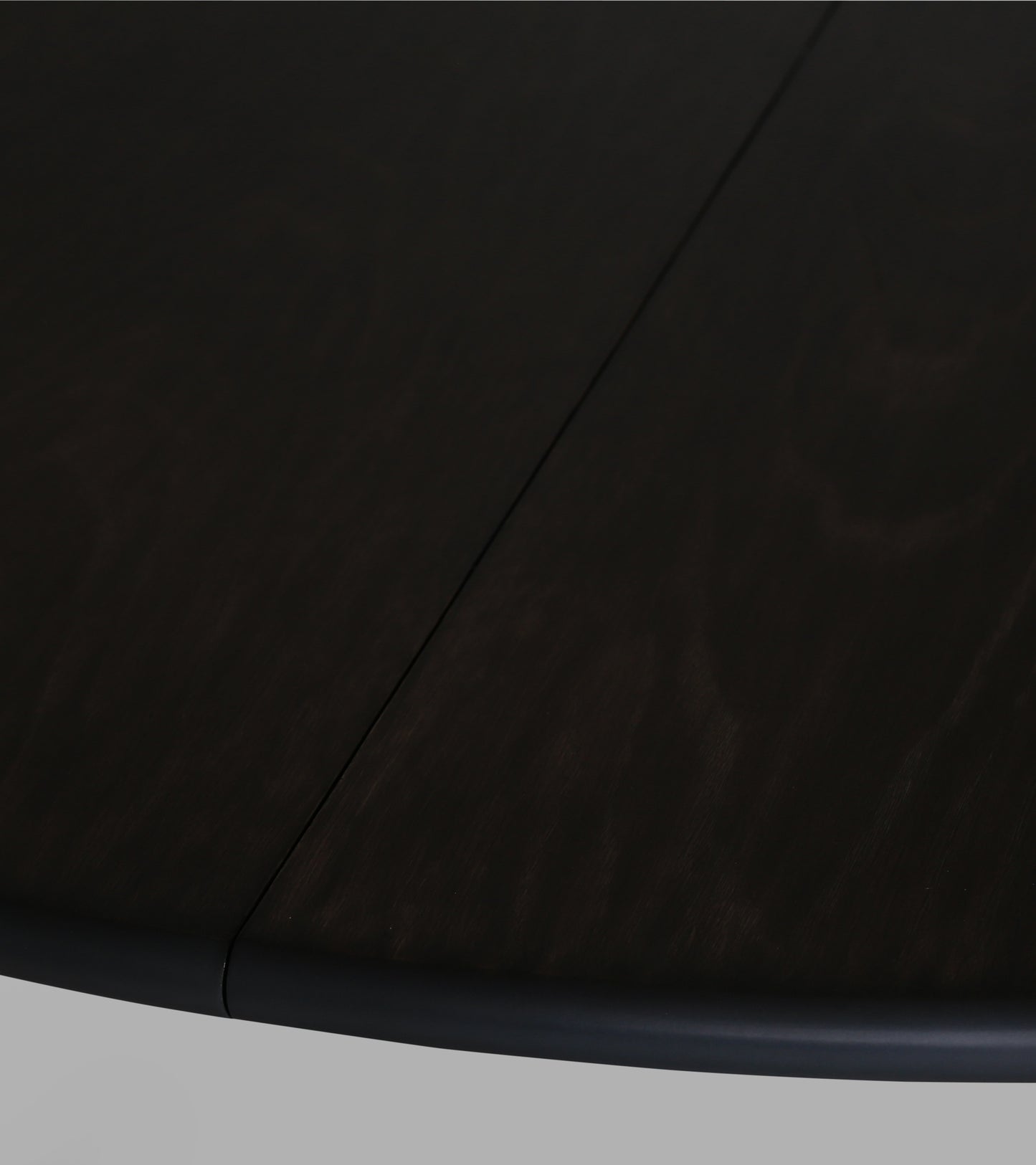 Omni runt matbord i smoked oak Ø150 cm