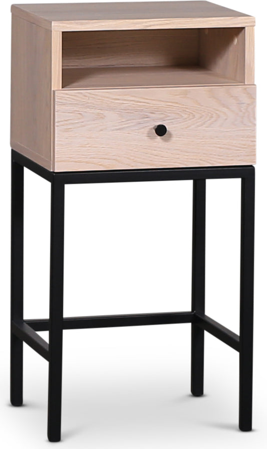 Stilo bedsidetable whiteoiled oak veneer body