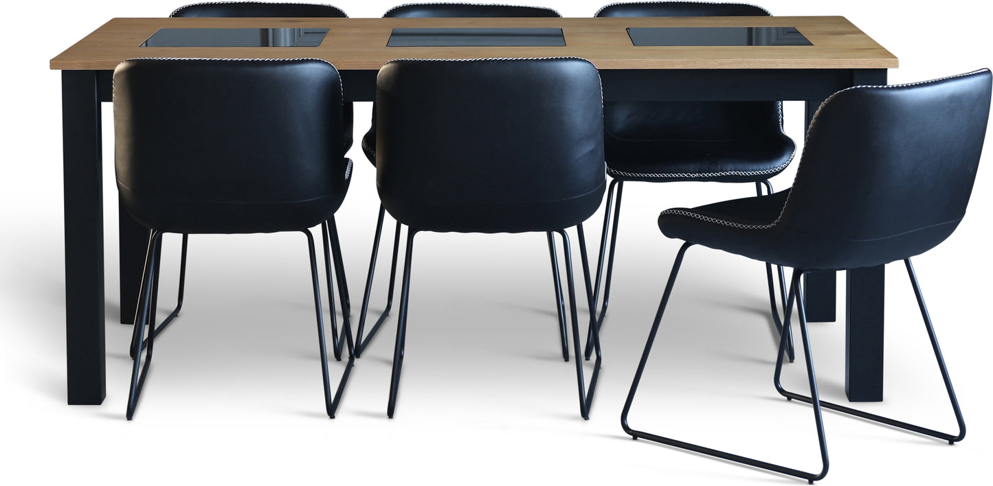 Texas stol i svart PU med ljus kontrastsöm