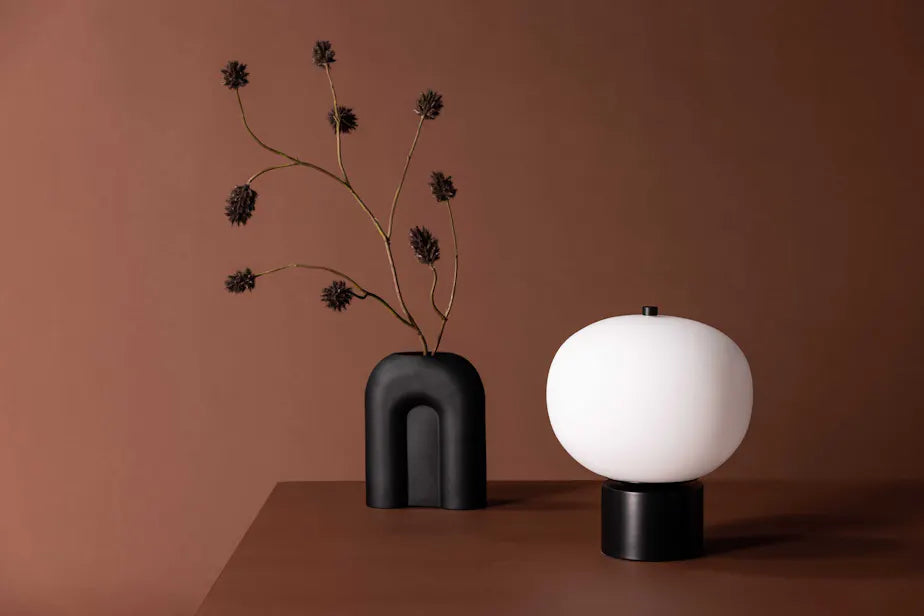 Cholet Table Lamp - Black/White glass