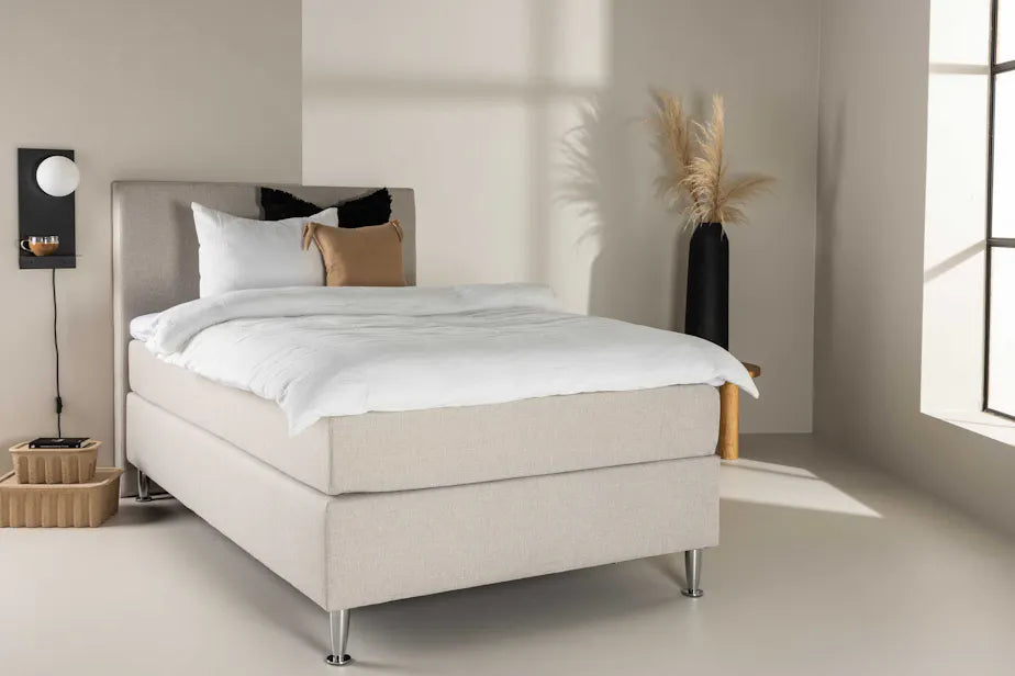 Toledo Bed 120*200 - Matte Silver / Beige Fabric Lino 02